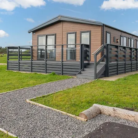 Oak Tree Timber シャレー